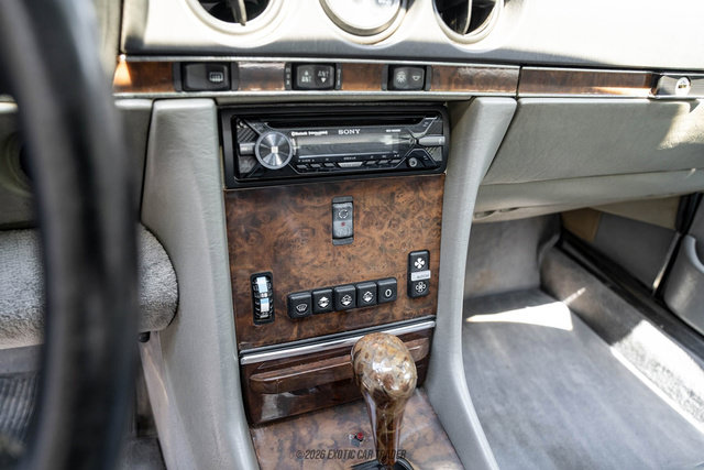 Used 1988 Mercedes-Benz 560 SL image 36
