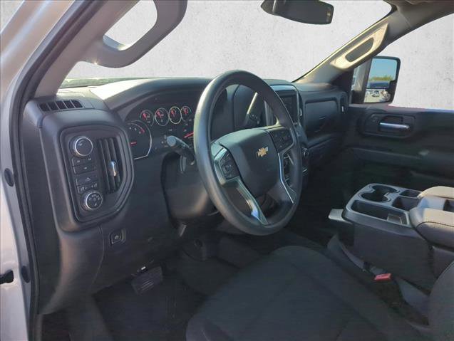 Used 2021 Chevrolet Silverado 2500 Custom w/ Custom Value Package image 10
