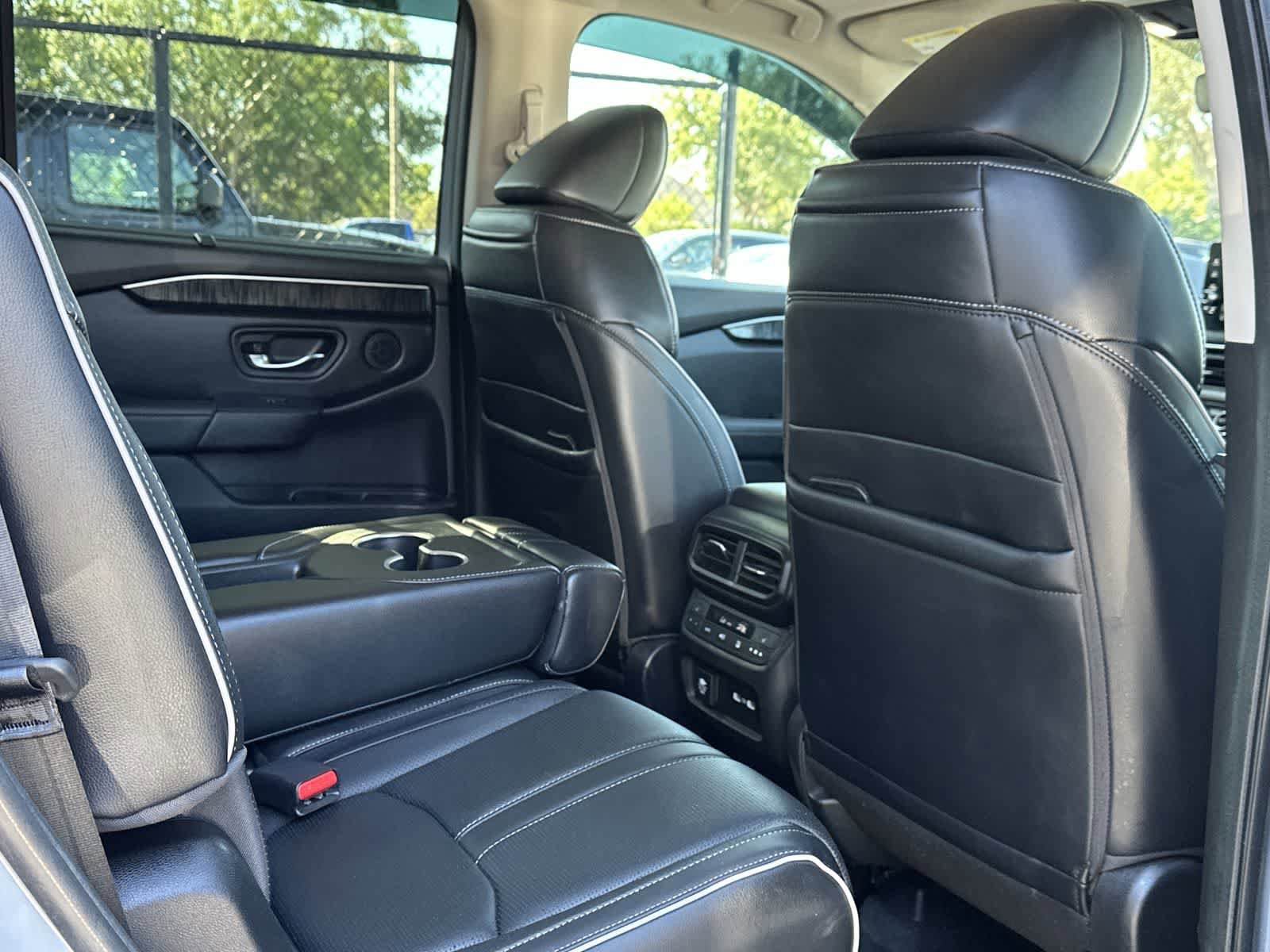 Used 2023 Honda Pilot Elite image 18