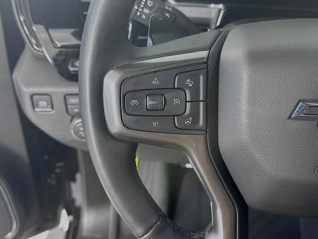 Used 2025 Chevrolet Silverado 1500 ZR2 w/ Technology Package image 26