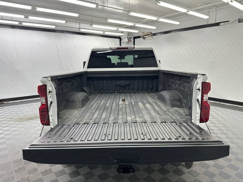 Used 2025 Chevrolet Silverado 2500 LT AWD/4WD image 19