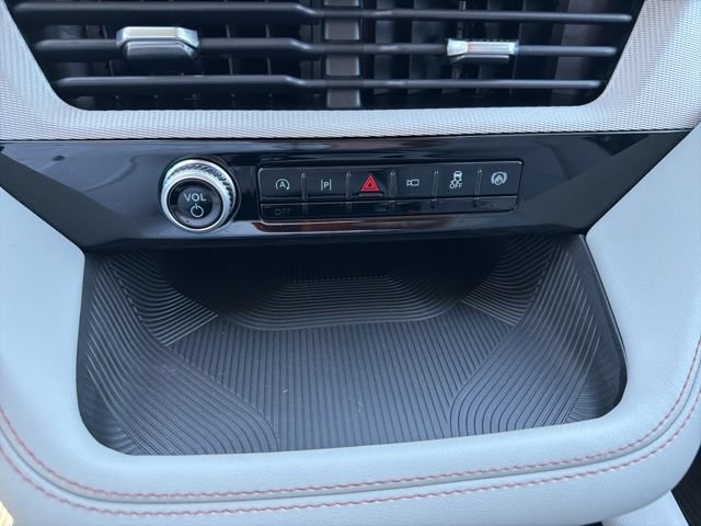 New 2026 Ford Explorer Active w/ Active Comfort Package RWD image 17