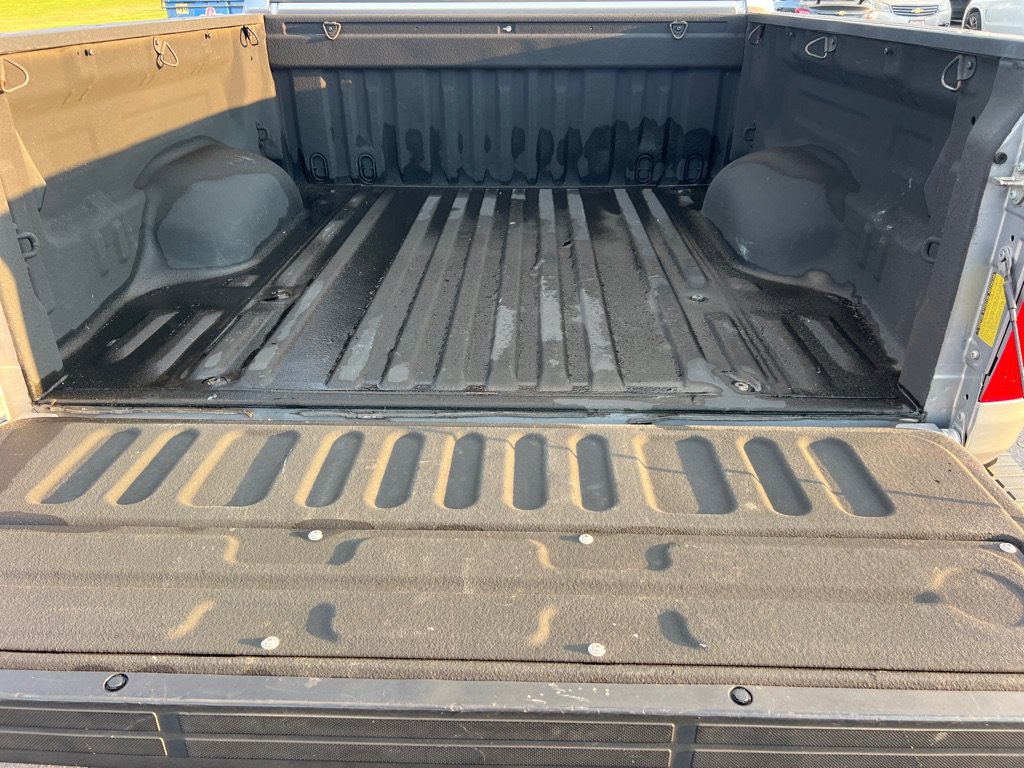 Used 2020 Toyota Tundra SR5 w/ SR5 Leather Package AWD/4WD image 11