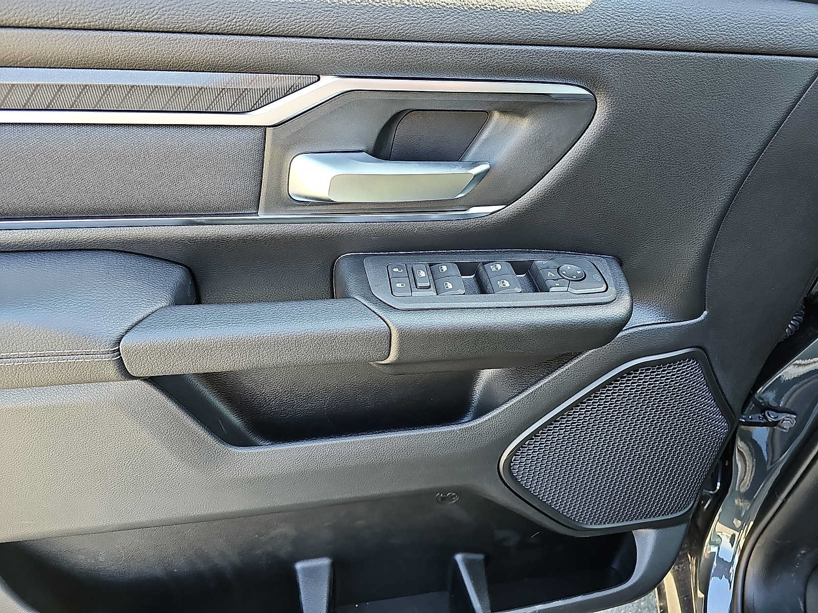 New 2026 RAM 1500 Big Horn w/ Night Edition AWD/4WD image 8