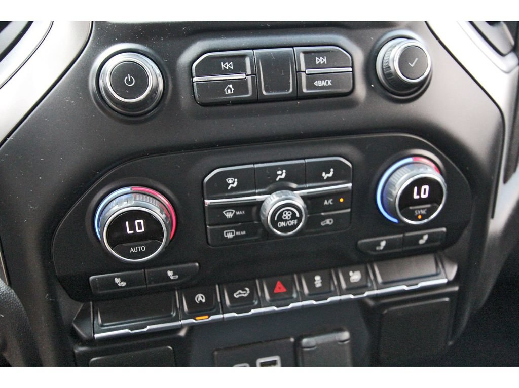 Used 2021 Chevrolet Silverado 1500 LT RWD image 11