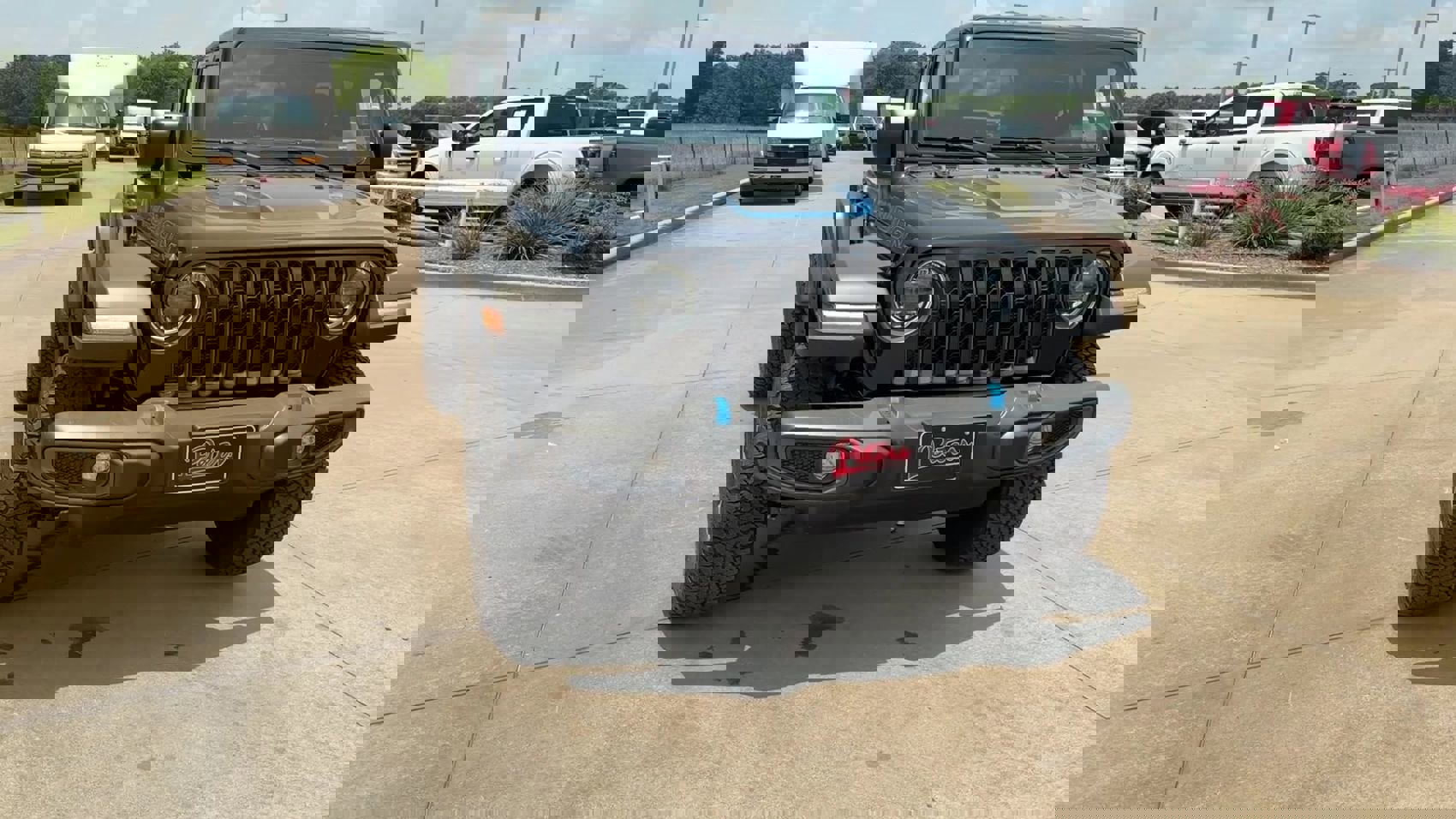 New 2023 Jeep Wrangler Rubicon w/ Cold Weather Group image 3