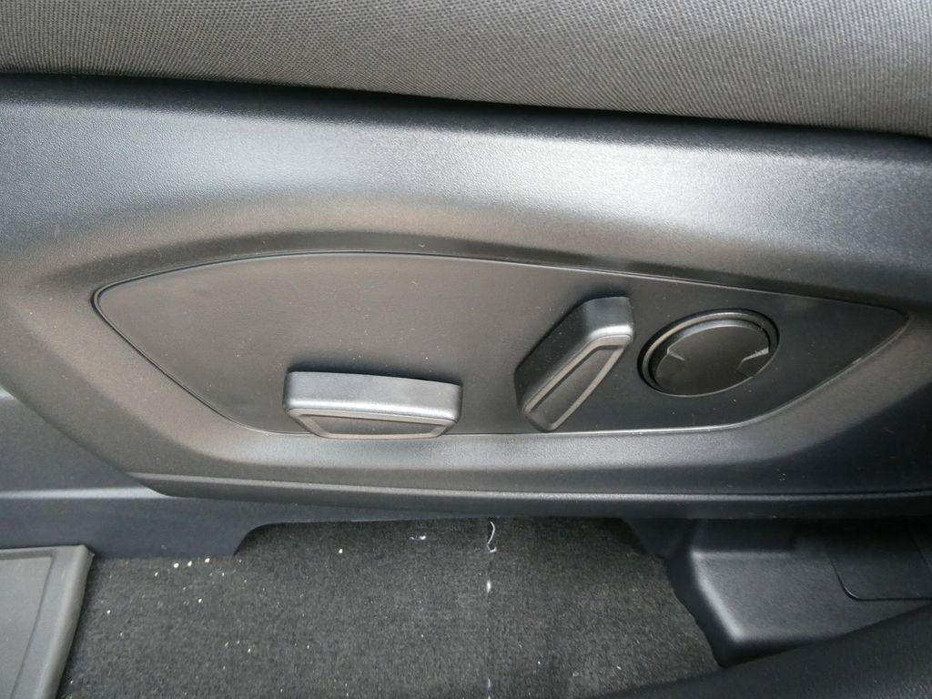 New 2026 Ford Explorer Active AWD/4WD image 18