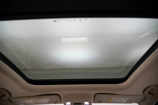 Used 2022 Buick Envision Essence w/ Safety Package image 28