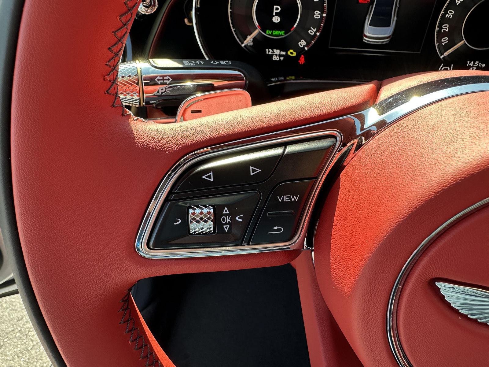 New 2026 Bentley Flying Spur Plug-In Hybrid AWD/4WD image 31