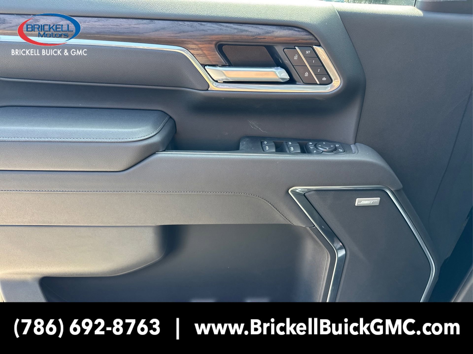 New 2025 GMC Sierra 3500 SLT w/ SLT Convenience Package image 23