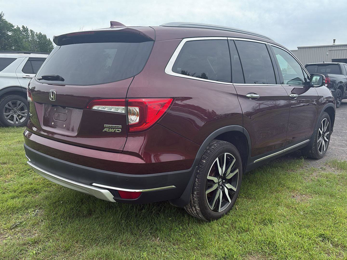 Used 2022 Honda Pilot Touring image 3
