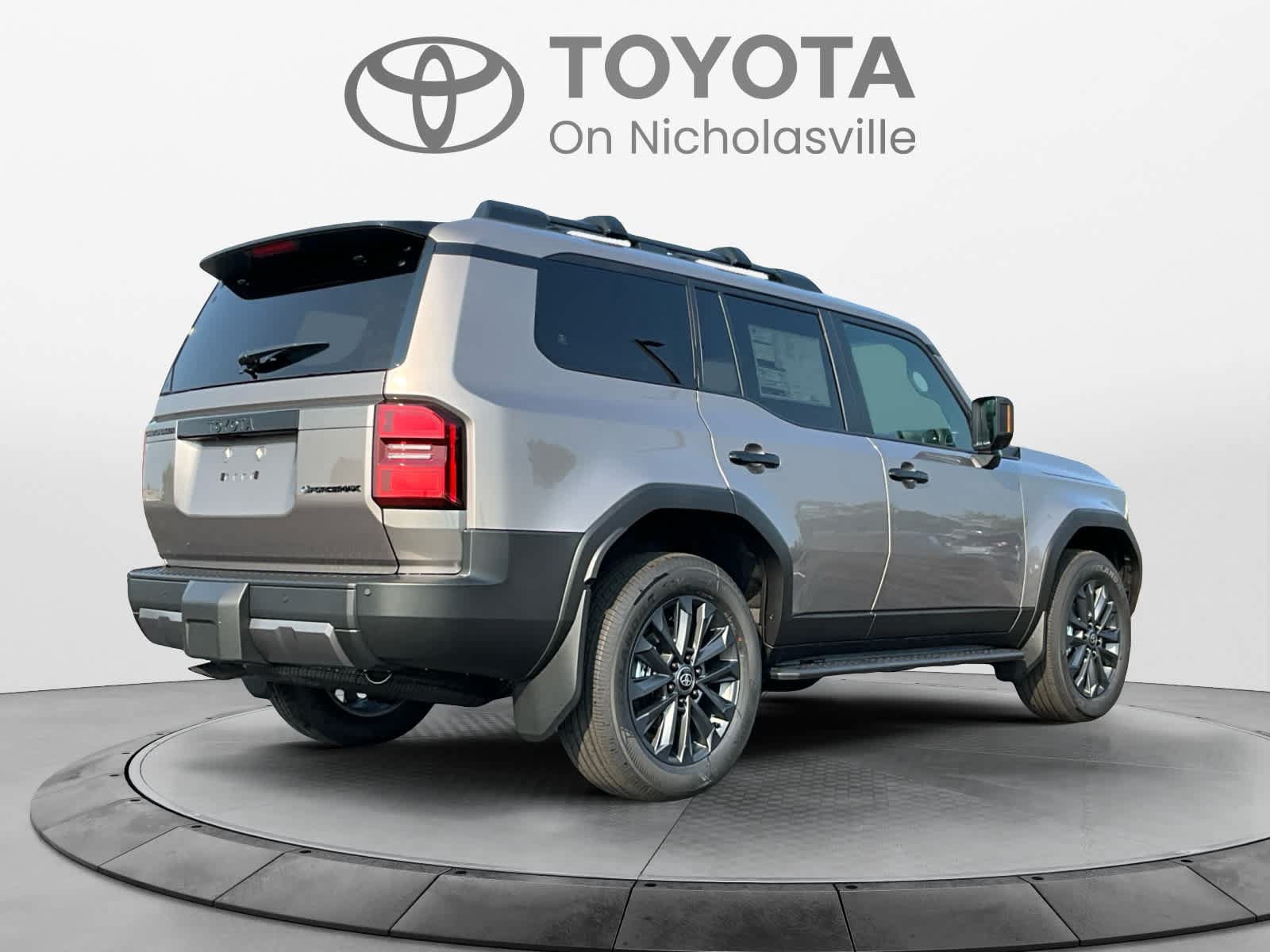 Used 2027 Toyota Land Cruiser AWD/4WD image 5