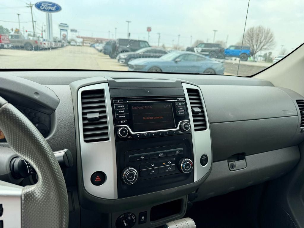Used 2016 Nissan Frontier SV AWD/4WD image 22