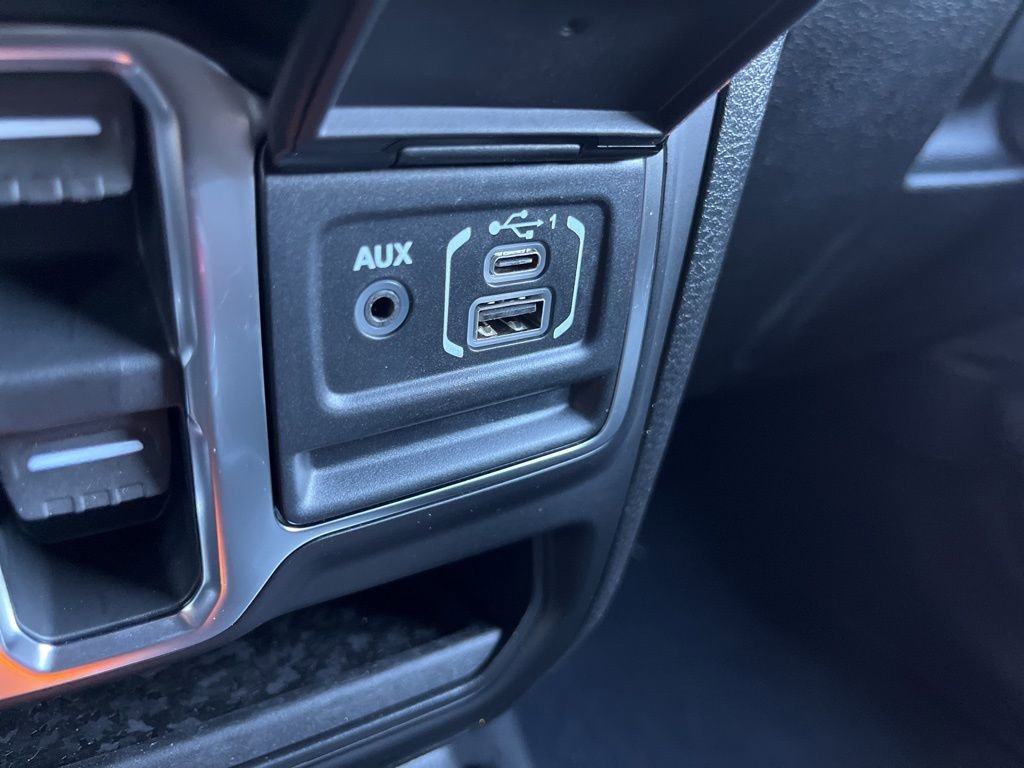 New 2026 Jeep Wrangler Sahara image 38