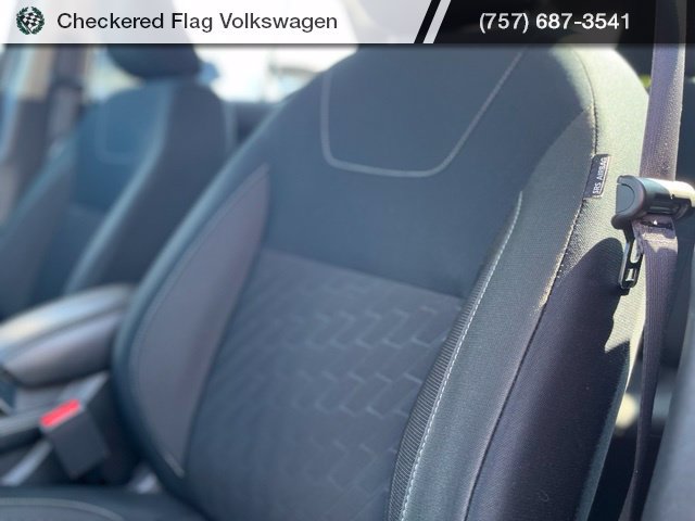 Used 2024 Nissan Kicks SV FWD image 20