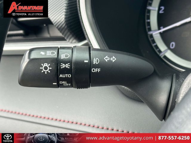 Used 2024 Toyota Highlander XSE AWD/4WD image 29