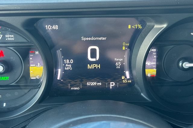 Used 2024 Jeep Wrangler Unlimited Sahara AWD/4WD image 30