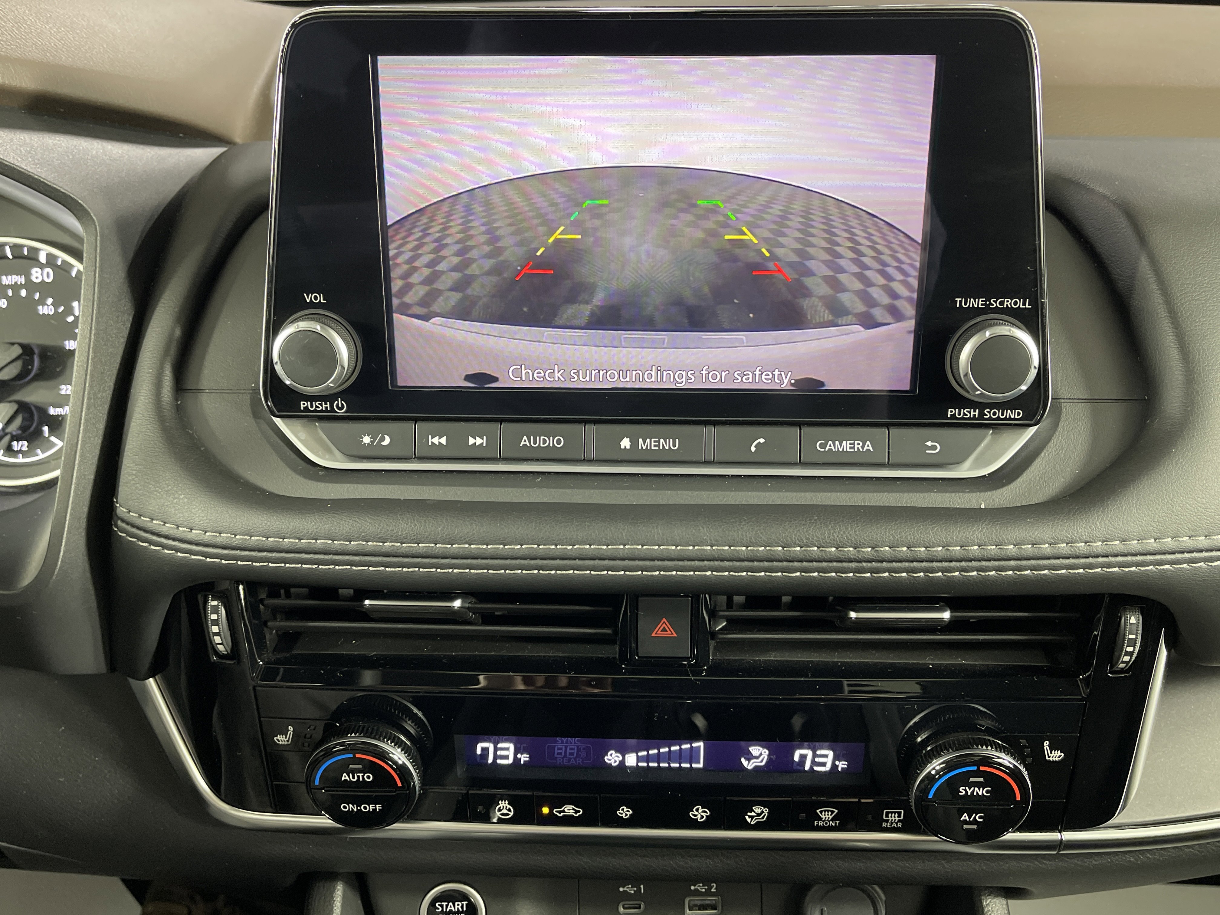 Used 2023 Nissan Rogue SV w/ SV Premium Package image 24