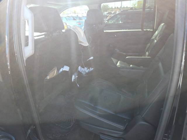 Used 2018 Chevrolet Suburban Premier AWD/4WD image 6