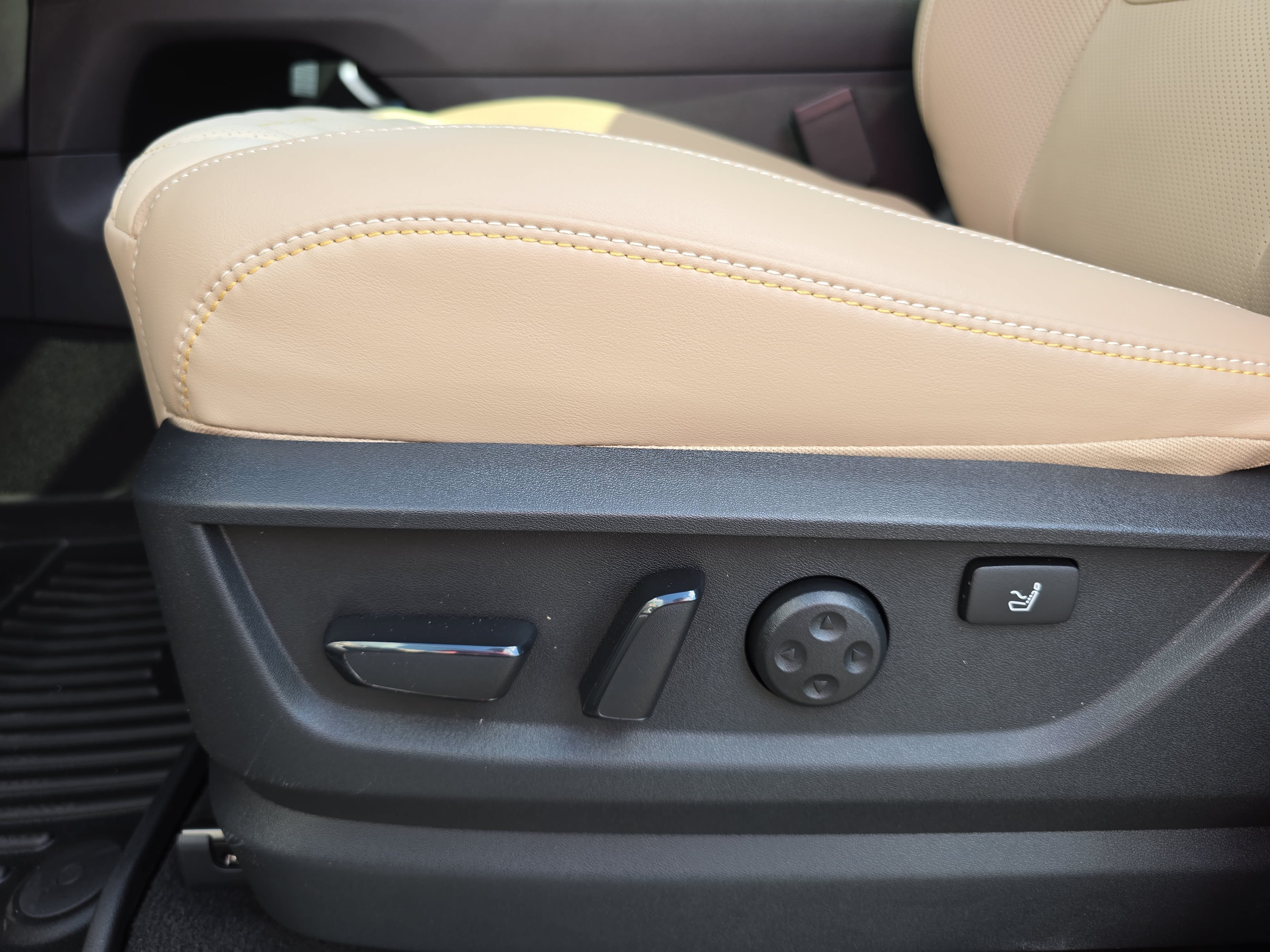 New 2026 Nissan Armada Platinum Reserve AWD/4WD image 30