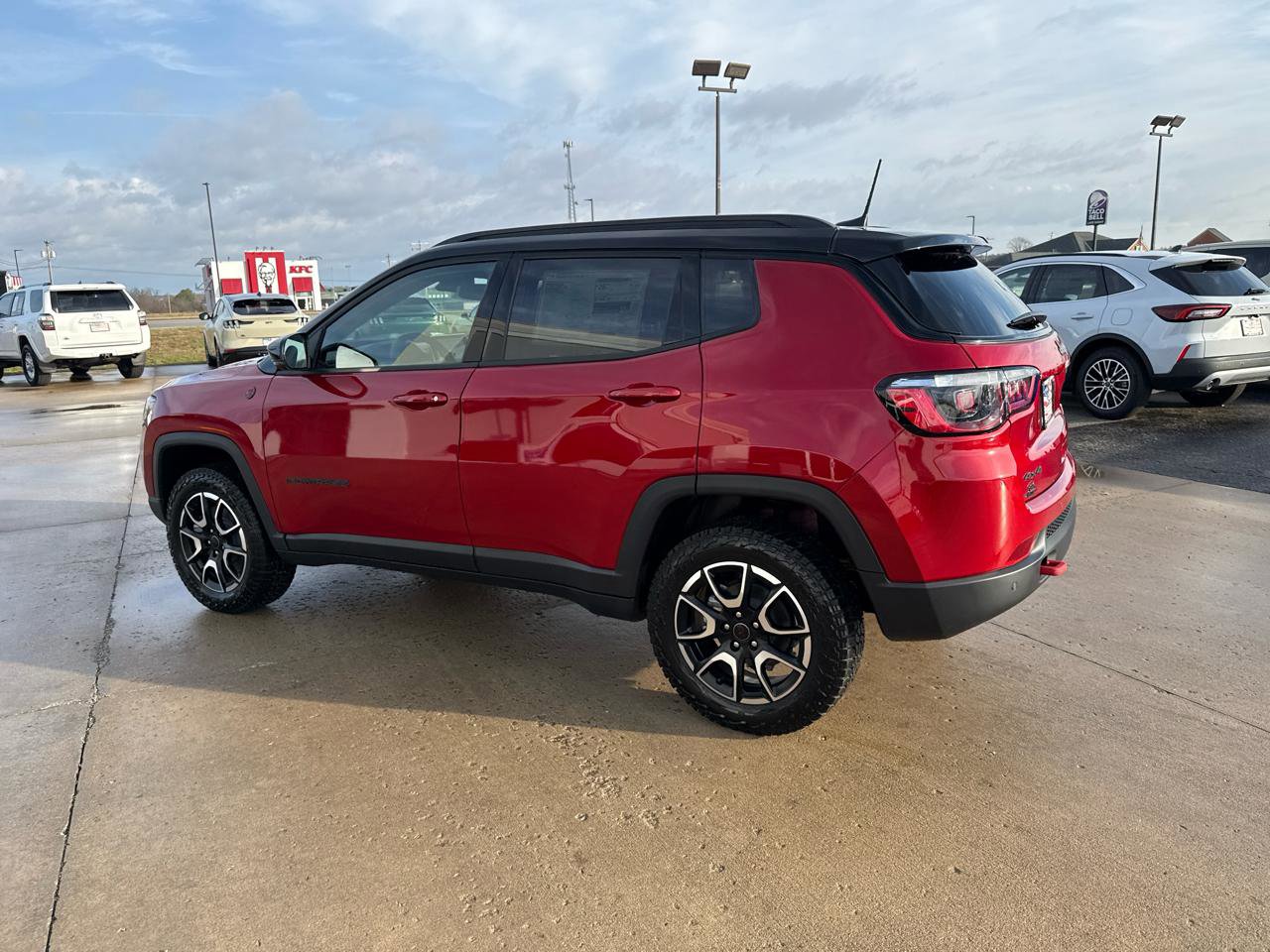 New 2026 Jeep Compass Trailhawk w/ Sun, Sound & Navigation Group AWD/4WD image 14