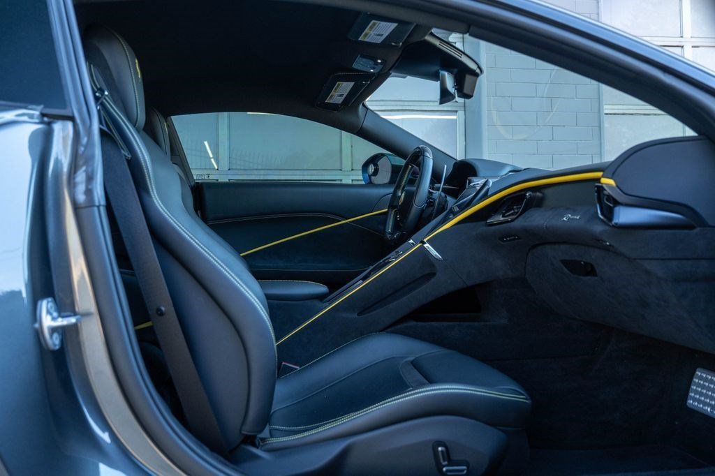Used 2022 Ferrari Roma RWD image 48