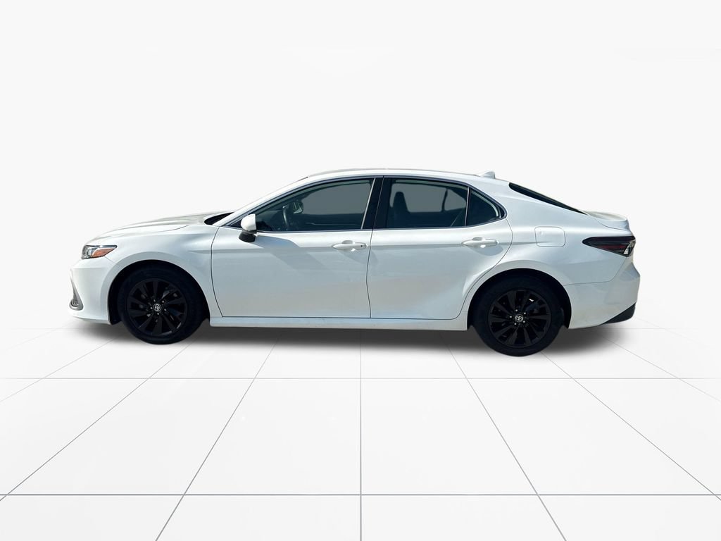 Used 2023 Toyota Camry LE FWD video 4