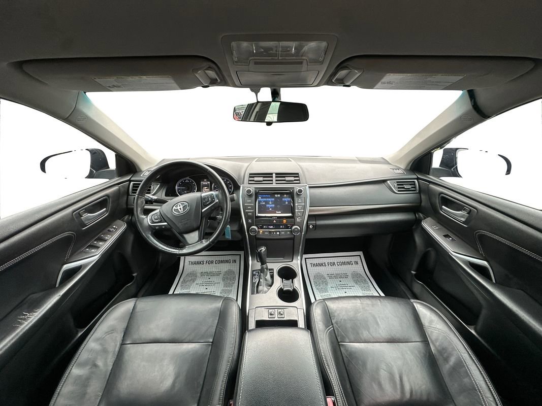 Used 2017 Toyota Camry XLE image 22