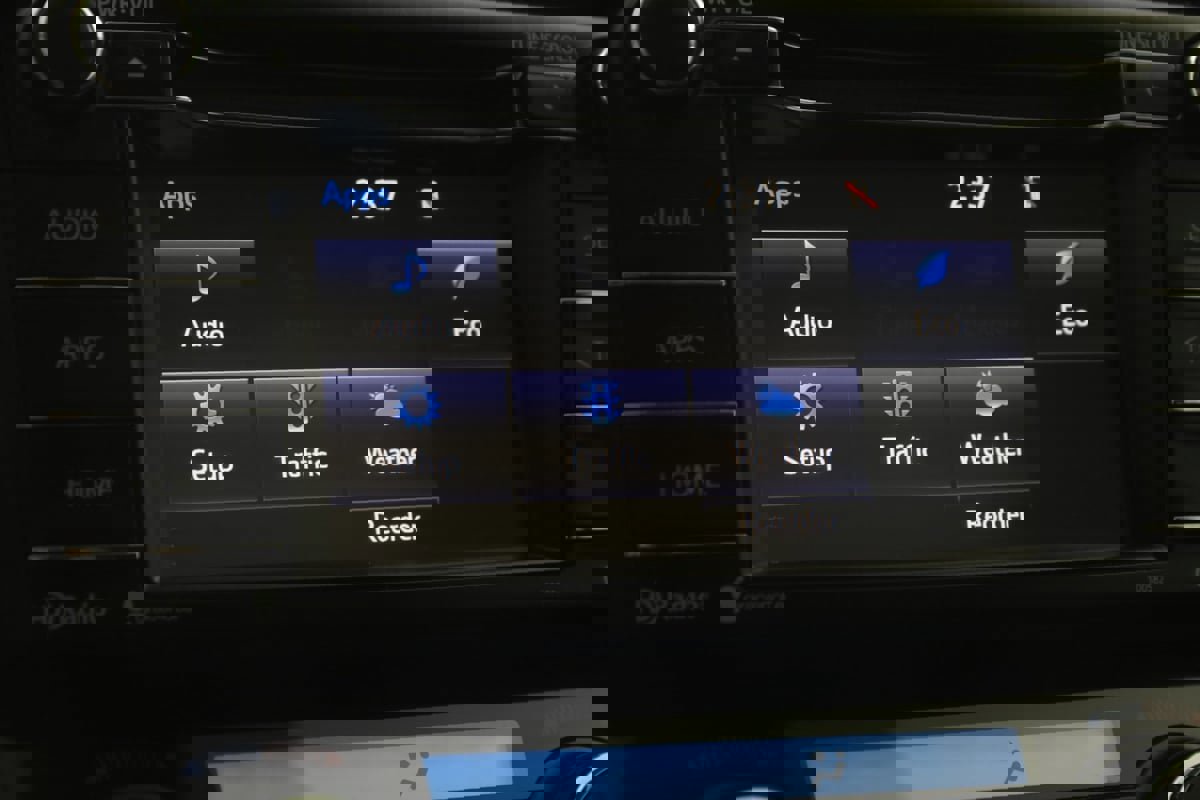 Used 2017 Toyota RAV4 XLE image 27