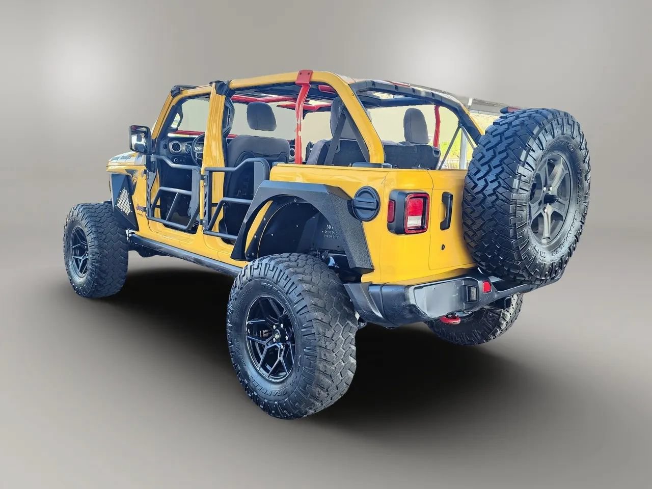 Used 2019 Jeep Wrangler Unlimited Rubicon w/ Cold Weather Group AWD/4WD image 2