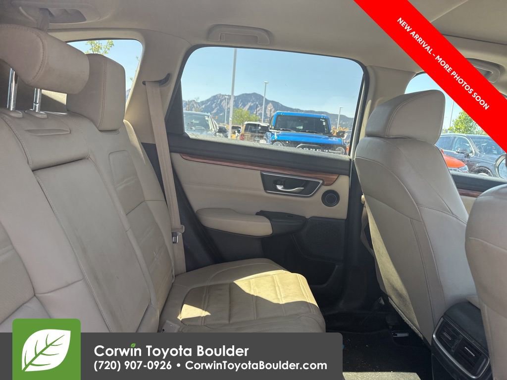 Used 2017 Honda CR-V Touring image 9