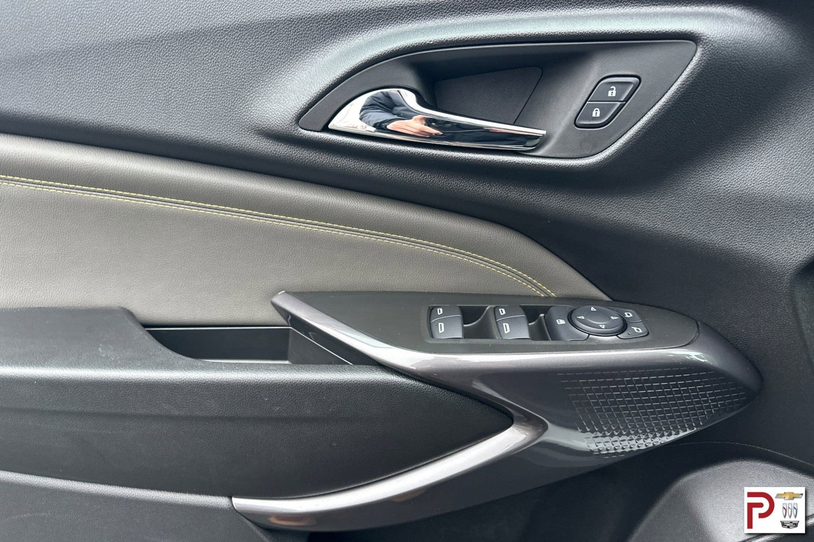 Certified 2025 Chevrolet Trax ACTIV w/ Sunroof Package image 12