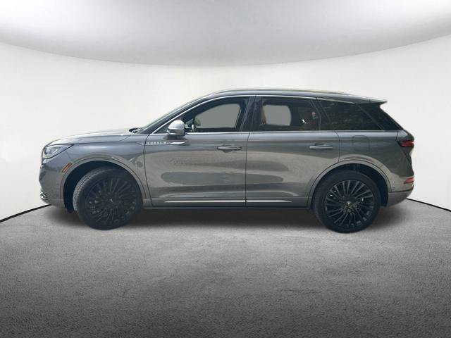 Used 2022 Lincoln Corsair Reserve w/ Equipment Group 201A AWD/4WD image 5