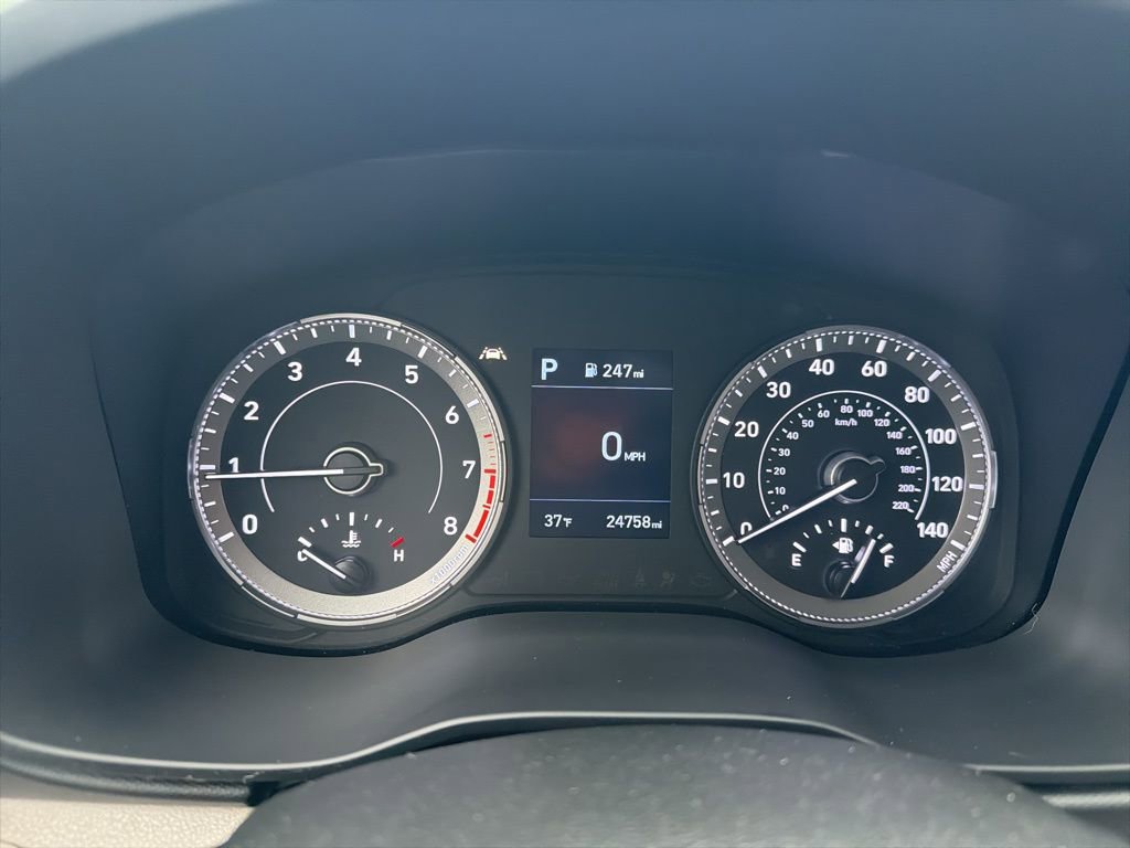 Used 2021 Hyundai Venue SEL image 21