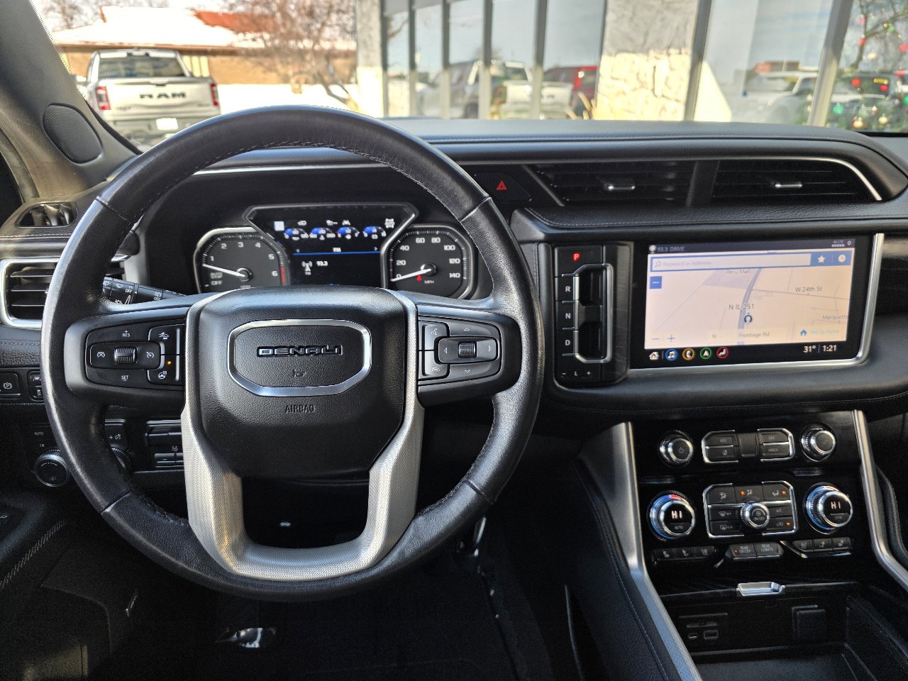 Used 2021 GMC Yukon Denali w/ Denali Ultimate Package image 4