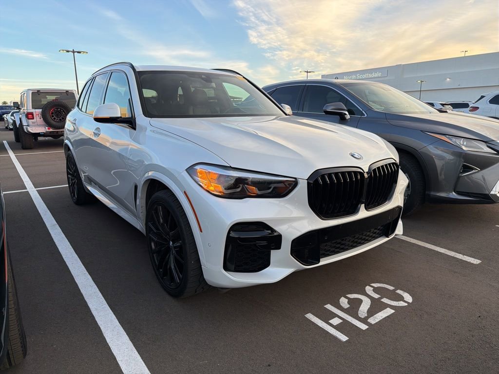 Used 2023 BMW X5 sDrive40i w/ M Sport Package image 2