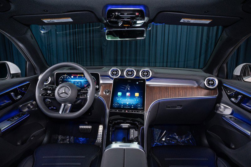New 2026 Mercedes-Benz GLC 300 4MATIC image 13