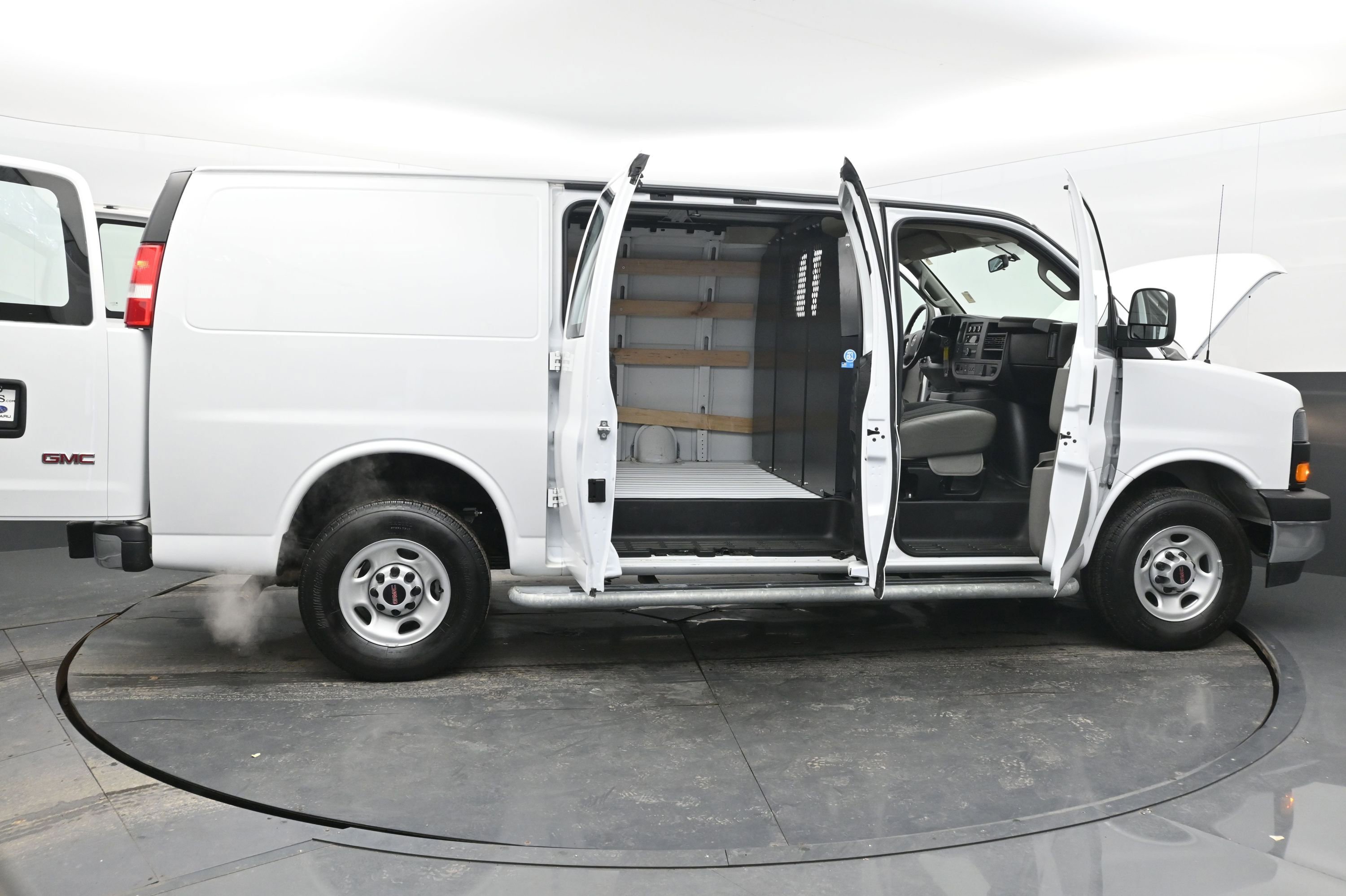 Used 2024 GMC Savana 2500 w/ Driver Convenience Package image 45