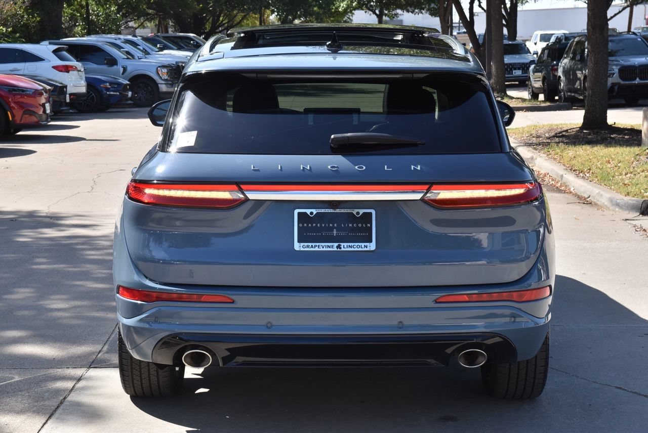 Certified 2024 Lincoln Corsair Grand Touring AWD/4WD image 9