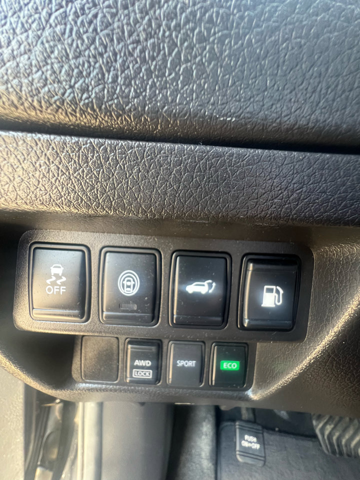 Used 2019 Nissan Rogue SV image 13