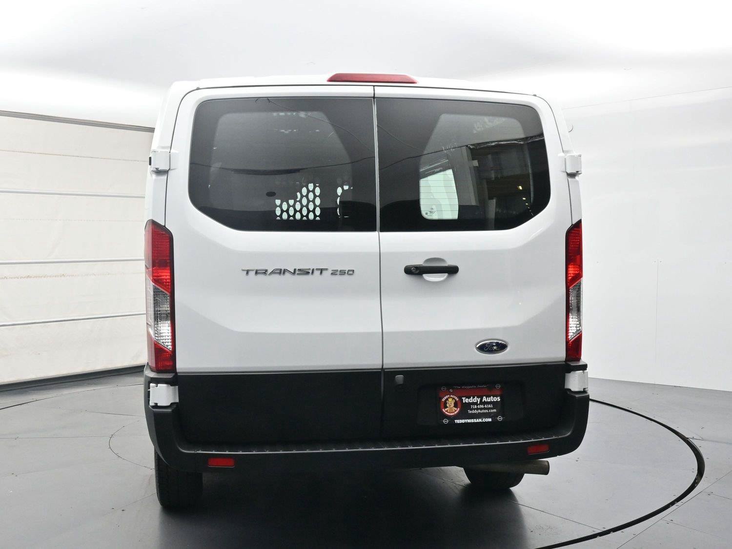 Used 2025 Ford Transit 250 Low Roof w/ Exterior Upgrade Package RWD image 24