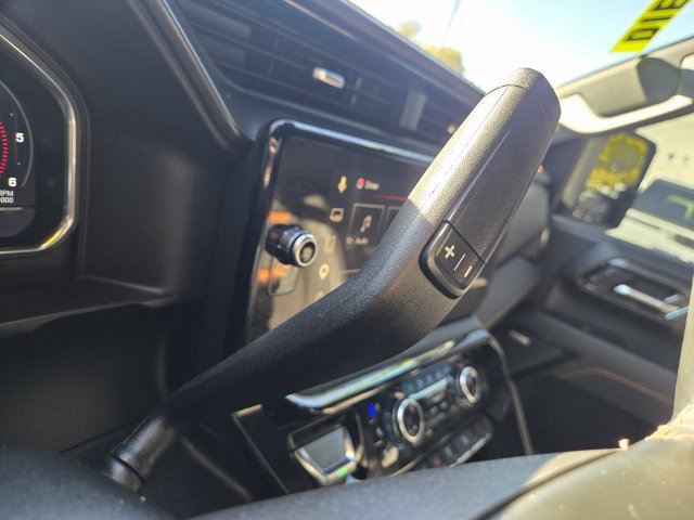 Used 2025 GMC Sierra 2500 AT4 AWD/4WD image 24