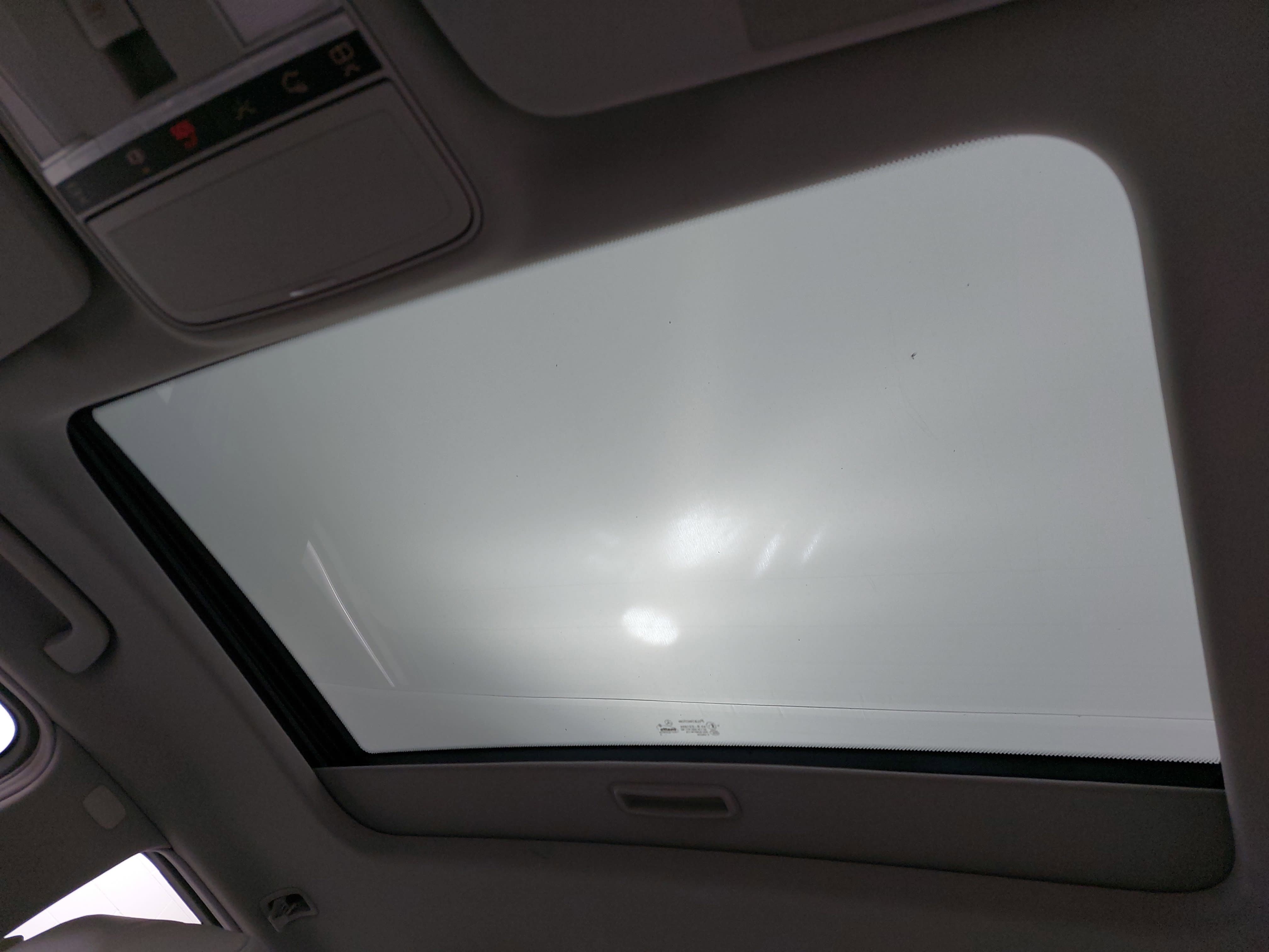 Used 2010 Mercedes-Benz S 550 image 32