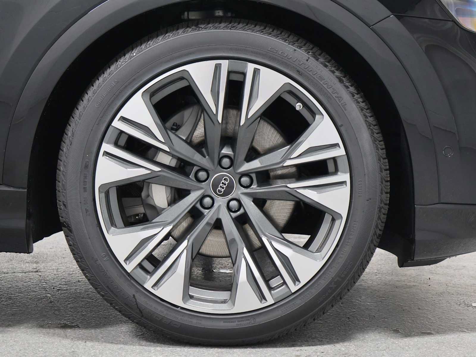 New 2026 Audi Q8 Premium Plus AWD/4WD image 12