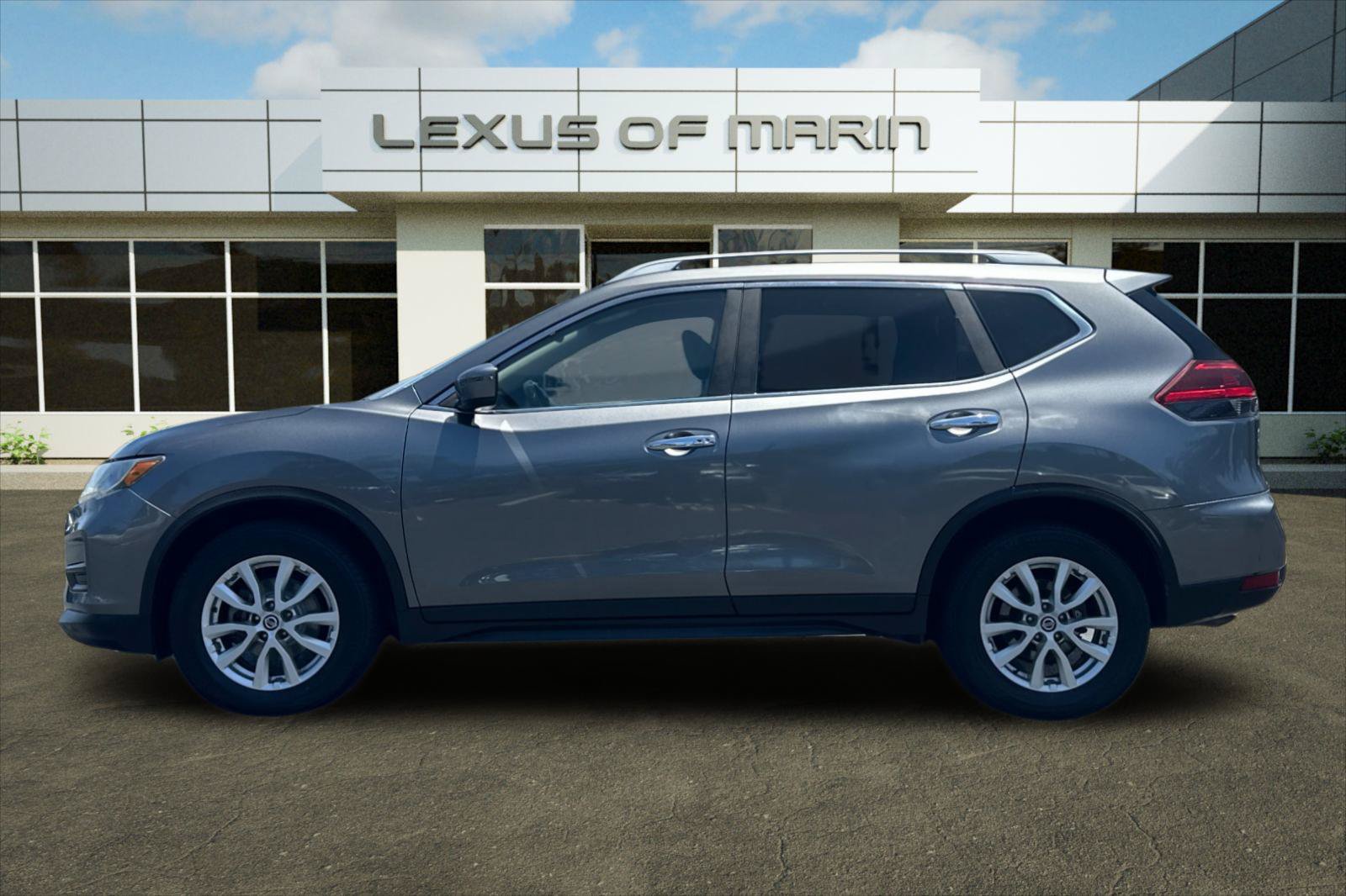 Used 2019 Nissan Rogue SV FWD image 2