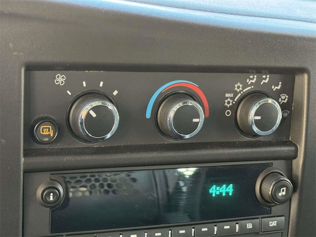 Used 2024 GMC Savana 2500 Work Van w/ Driver Convenience Package image 5