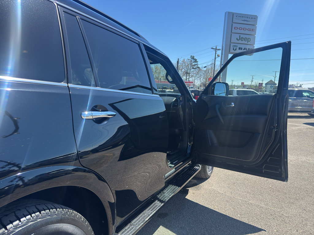 Used 2023 Nissan Armada SL w/ Midnight Edition Package RWD image 21