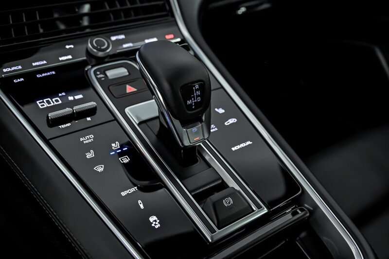 Used 2023 Porsche Panamera 4S AWD/4WD image 33