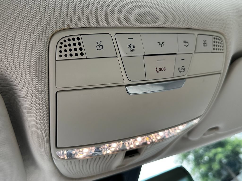 Certified 2021 Mercedes-Benz C 300 4MATIC Sedan image 33