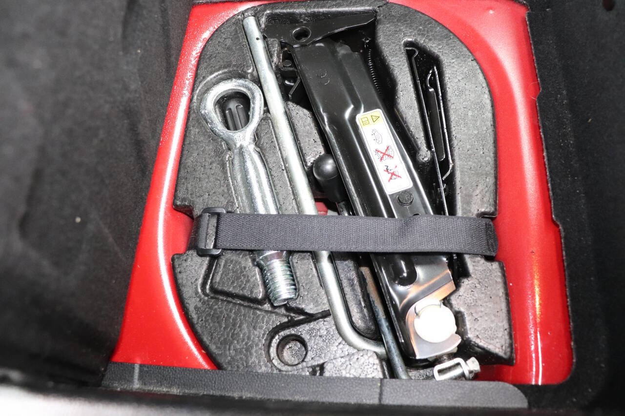 Used 2014 MINI Cooper 2-Door Hardtop FWD image 36